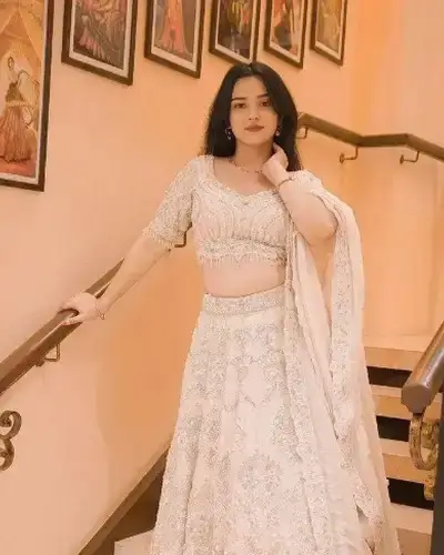 Escort Service In Rhenak